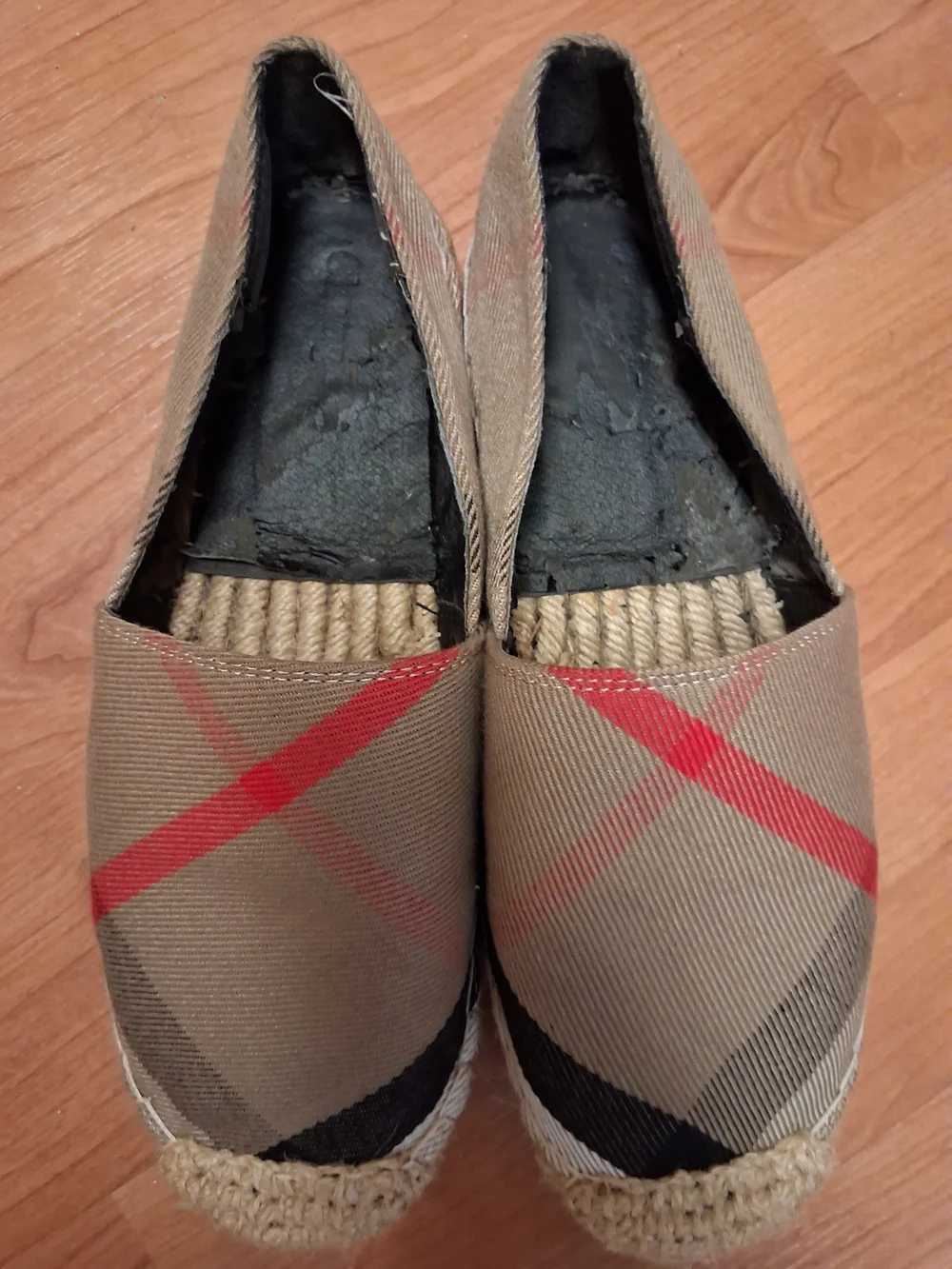 Burberry Plaid Espadrille Flats in Beige and Red
